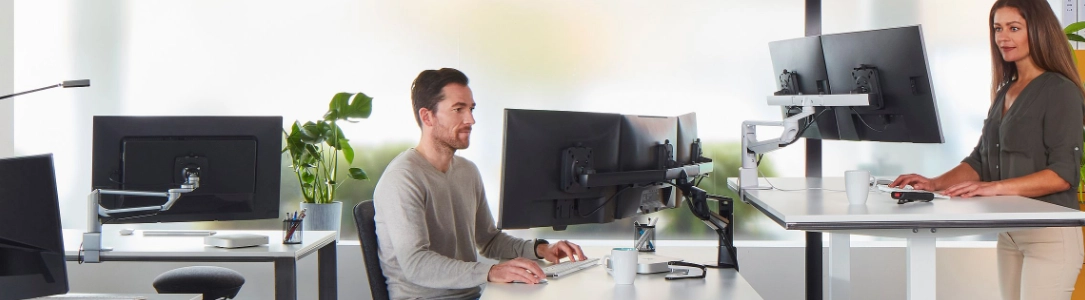 Tisch Monitorhalterung / ergonomische Monitortragarme Sets Tisch Monitorhalterung / ergonomische Monitortragarme Sets