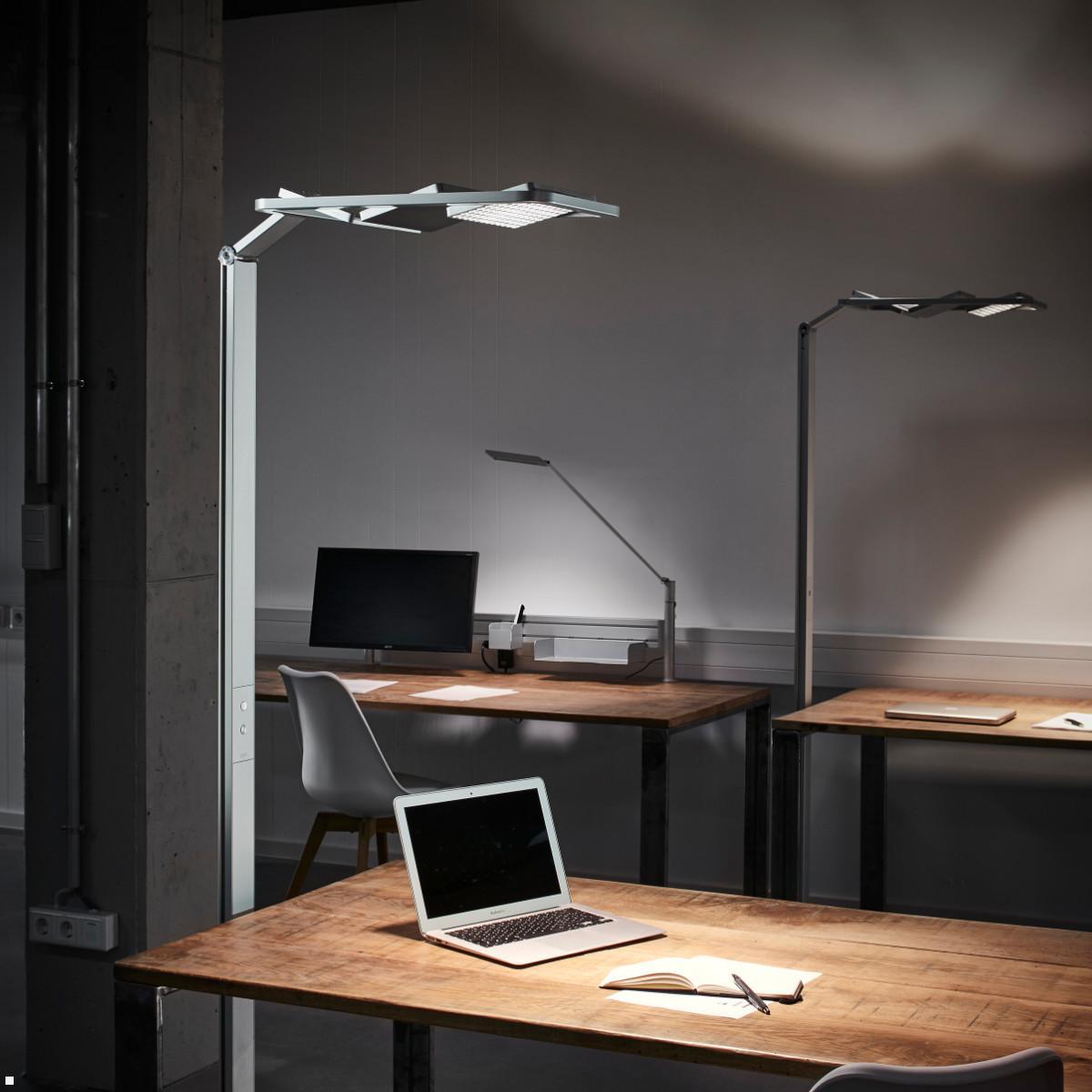 Novus Attenzia space active HCL BT LED Stehleuchte, silber (740+6199+001) mit Anwesenheitssensor Novus Attenzia space active HCL BT LED Stehleuchte, silber (740+6199+001) mit Anwesenheitssensor