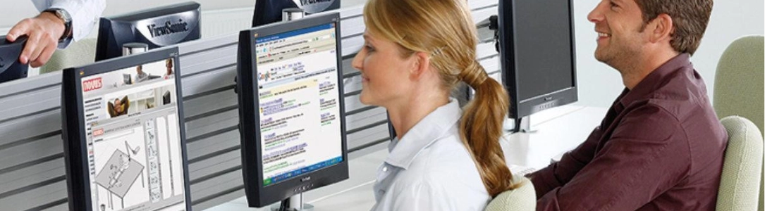 Monitorhalter für Slatwalls Novus Anwendung